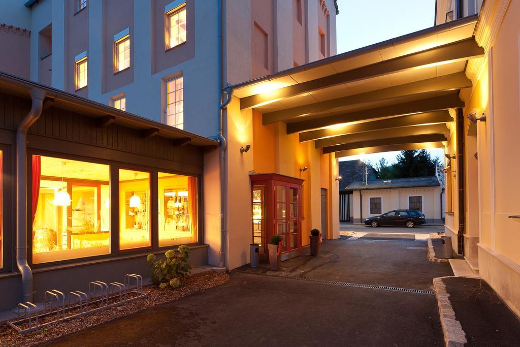 Jufa Hotel Weinviertel - Eselsmuehle Seefeld-Kadolz Luaran gambar